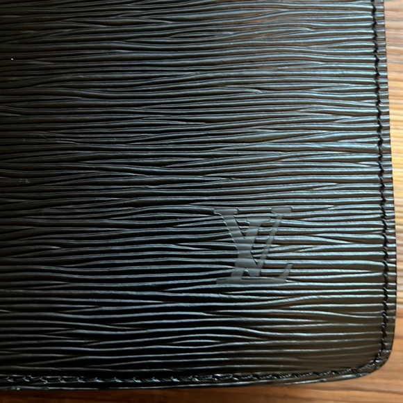 Louis Vuitton Briefcase *Authentic* no damage - Picture 3 of 9